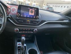 نيسان ألتيما